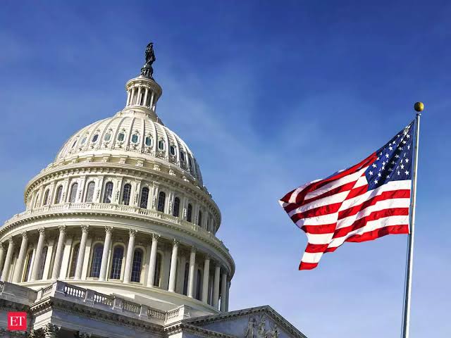 US SENATOR SAYS 84% OF NEW COVID CASES ARE THOSE THAT ARE FULLY VACCINATED - Fringe News